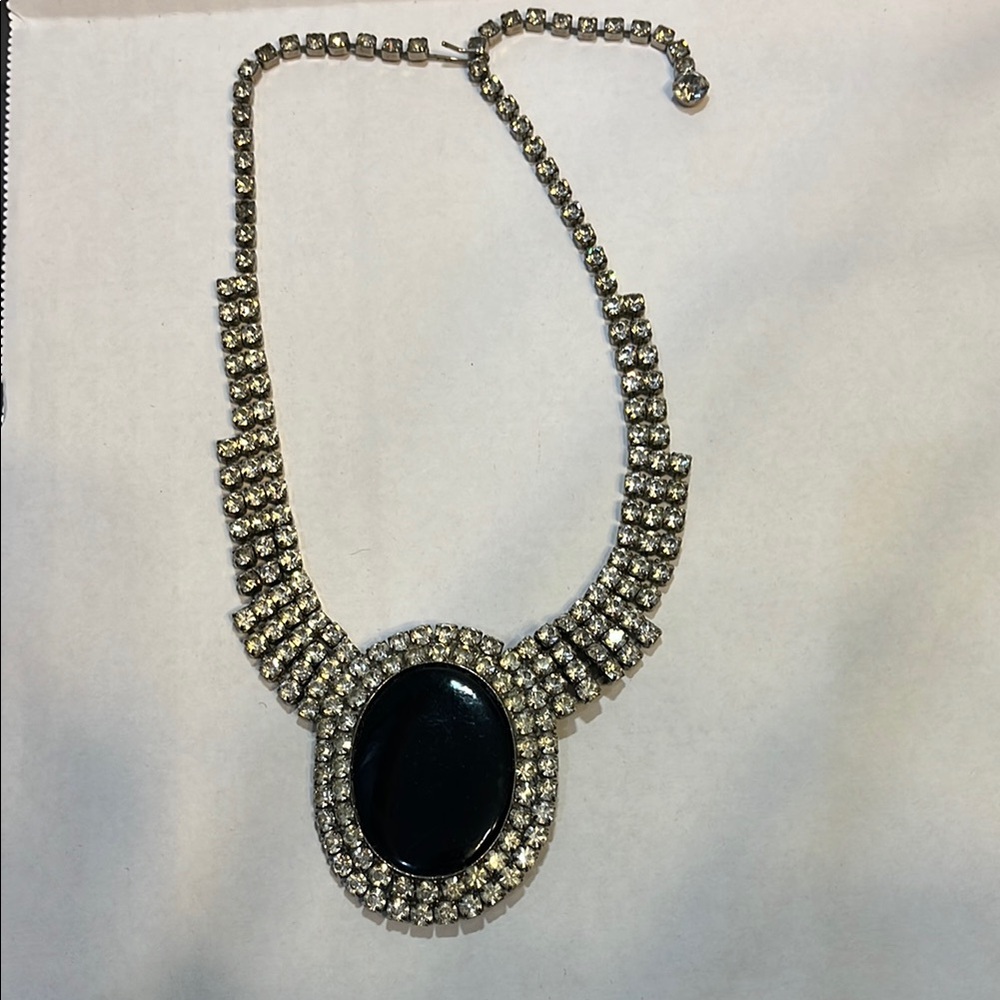 Glamorous vintage Art Deco style rhinestone & faux black onyx statement necklace